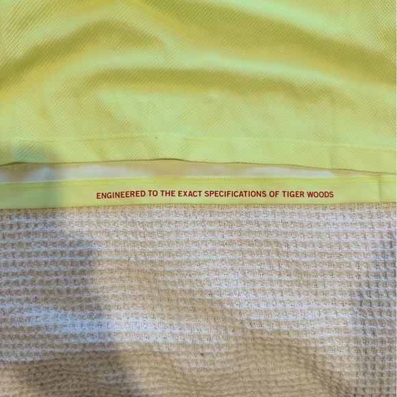 Nike Tiger Woods TW Dri-Fit ADV Golf Polo Shirt DA2995-101 Mens small Yellow - Picture 13 of 16